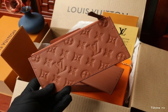 Cheap FÉLICIE POCHETTE LOUIS VUITTON 0821